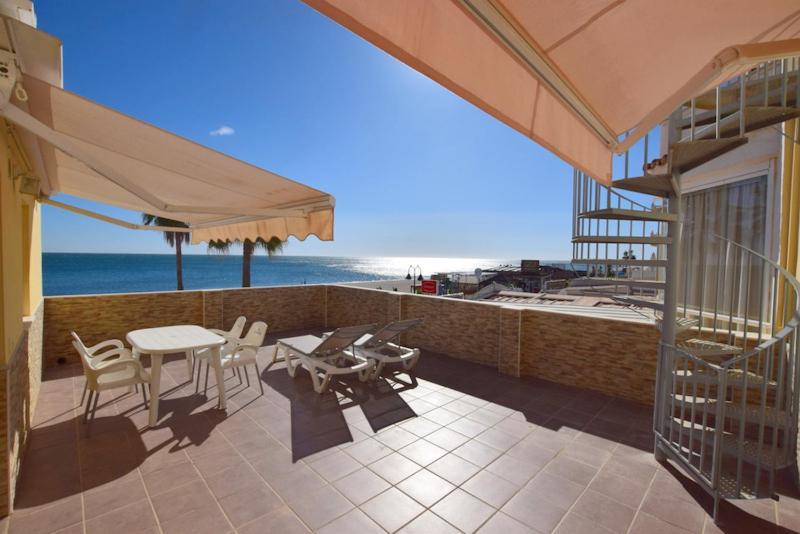 Carihuela 1ª Linea De Playa Διαμέρισμα Τορρεμολίνος Εξωτερικό φωτογραφία